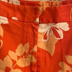 A case of the pretties in a pair of pants!